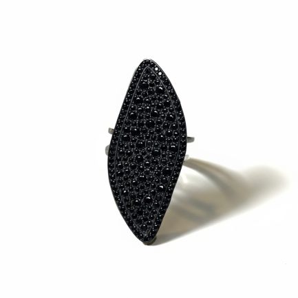 Anello Foglia Big Zirconi Neri Rodio Nero